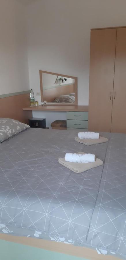 Apartments & Rooms Villa Adamovic Умаг Екстериор снимка