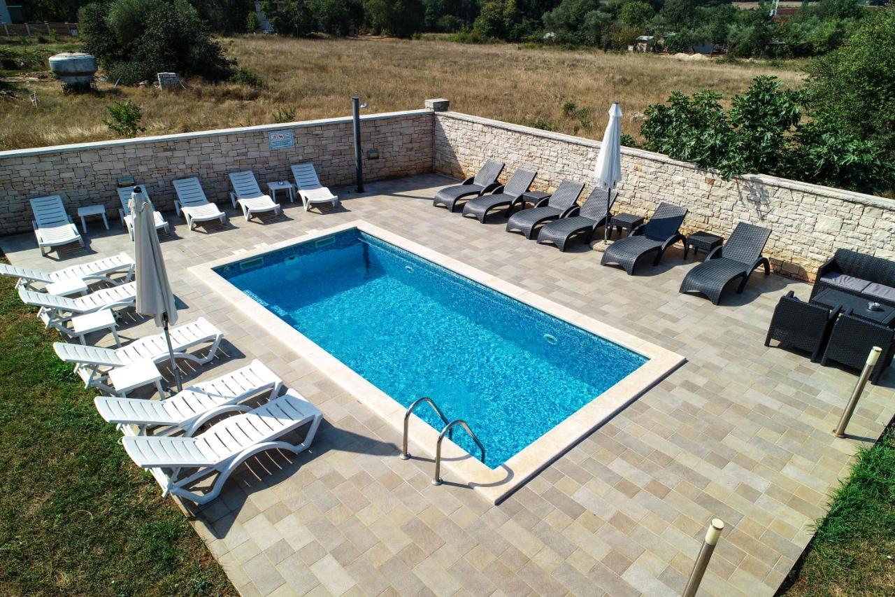 Apartments & Rooms Villa Adamovic Умаг Екстериор снимка